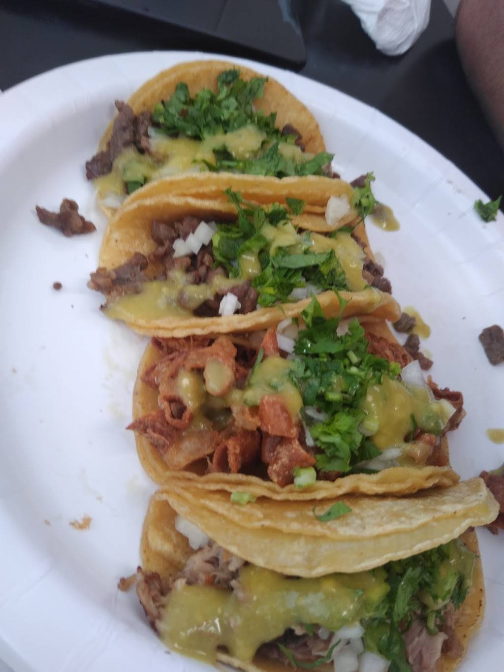 Los Juanitos Mexican Food | restaurant | 1000 E Berry St, Fort Worth, TX 76110, USA | 8173490567 OR +1 817-349-0567