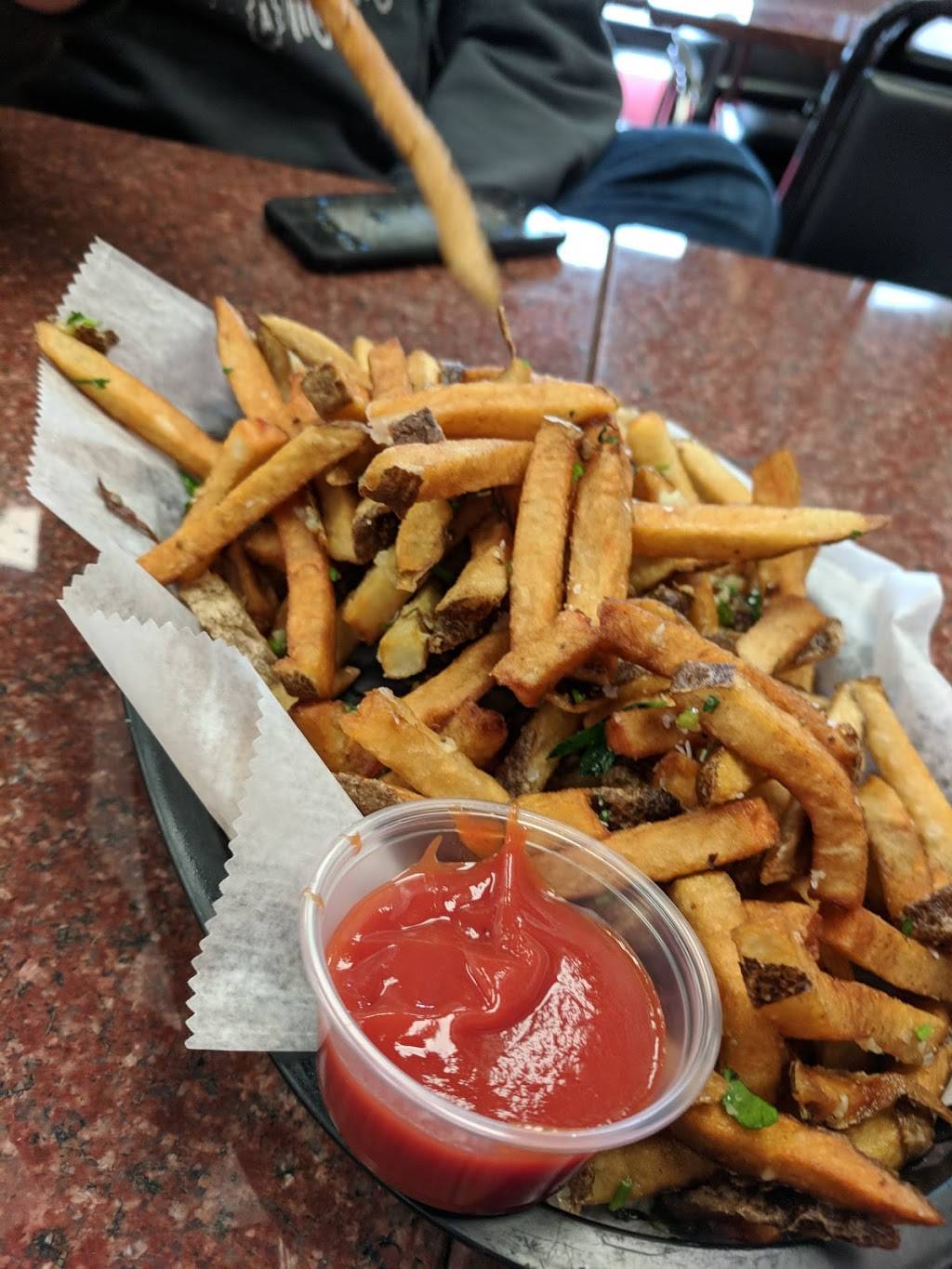 Napolitanos Brooklyn Pizza | restaurant | 100 East St, Cranston, RI 02920, USA | 4013837722 OR +1 401-383-7722