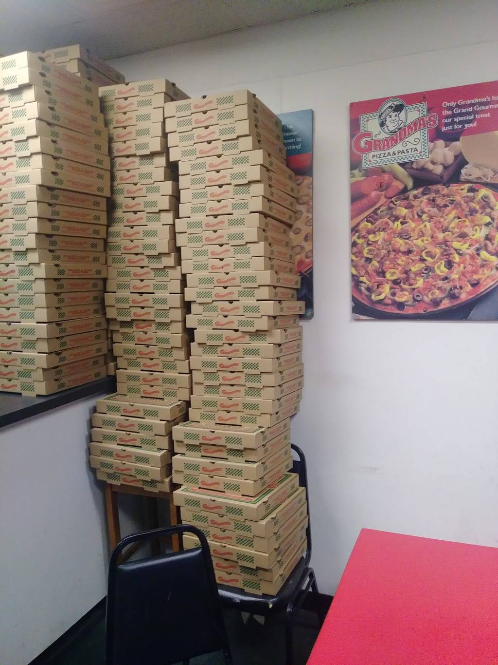 Grandmas Pizza & Pasta | restaurant | 1011 W Broad St, Columbus, OH 43222, USA | 6142281110 OR +1 614-228-1110