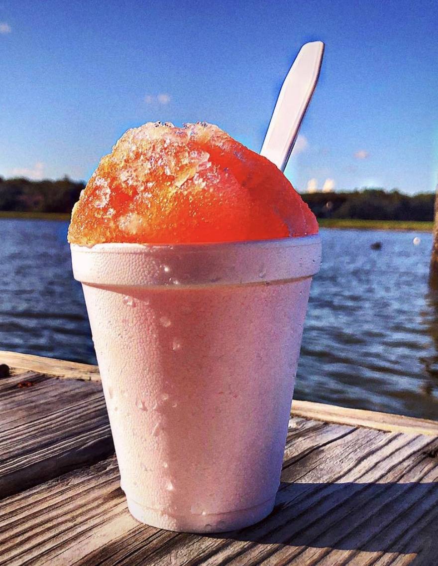 Sno Cones by Chris | restaurant | 114 Helmsman Way, Hilton Head Island, SC 29928, USA | 8436830592 OR +1 843-683-0592