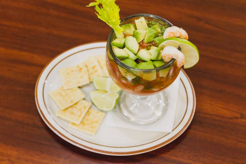 Vejars Mexican Restaurant & Cocktail Lounge | restaurant | 1293 S K St, Tulare, CA 93274, USA | 5596880355 OR +1 559-688-0355