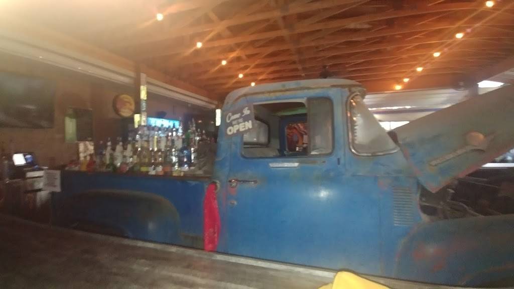 The Angry Beaver Outpost | restaurant | 12386 E, FL-40, Silver Springs, FL 34488, USA | 3526250901 OR +1 352-625-0901