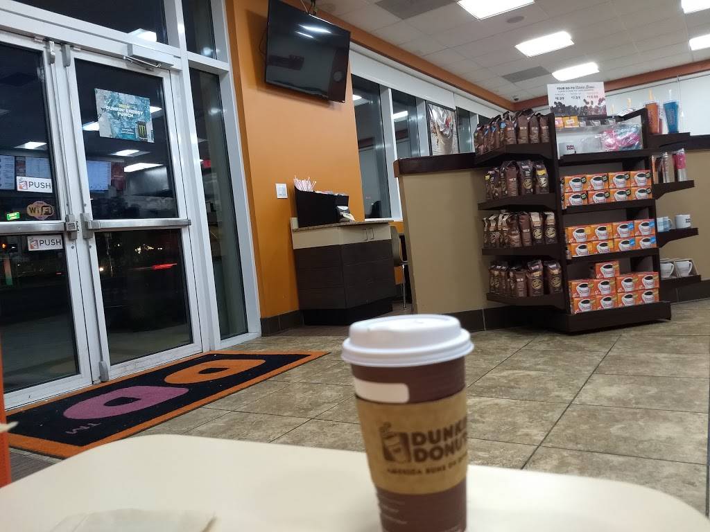 Dunkin | bakery | 2091 Griffin Rd, Dania Beach, FL 33312, USA | 9549818784 OR +1 954-981-8784
