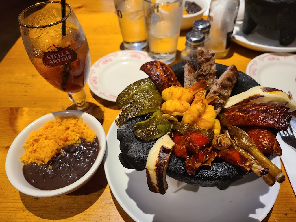 Los Pollitos | restaurant | 499 Myrtle Ave, Brooklyn, NY 11205, USA | 7186366125 OR +1 718-636-6125