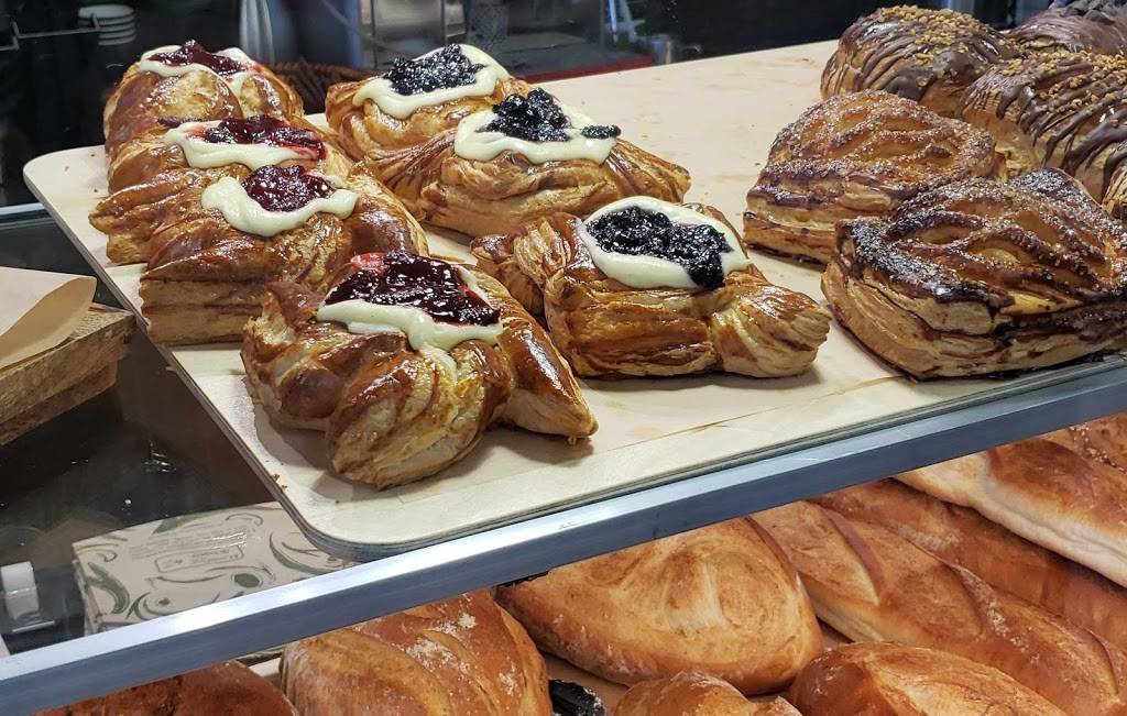 Pan Artesanal Bakery | bakery | 3724 W Fullerton Ave, Chicago, IL 60647, USA | 3122865265 OR +1 312-286-5265