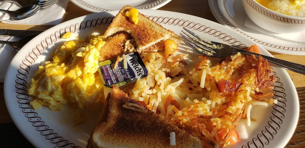 Waffle House | meal takeaway | 121 Waterfront Way, Dalton, GA 30720, USA | 7062777704 OR +1 706-277-7704