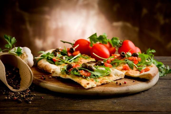 Amore Pizza | meal takeaway | 2 Hewitt Square, East Northport, NY 11731, USA | 6317549713 OR +1 631-754-9713