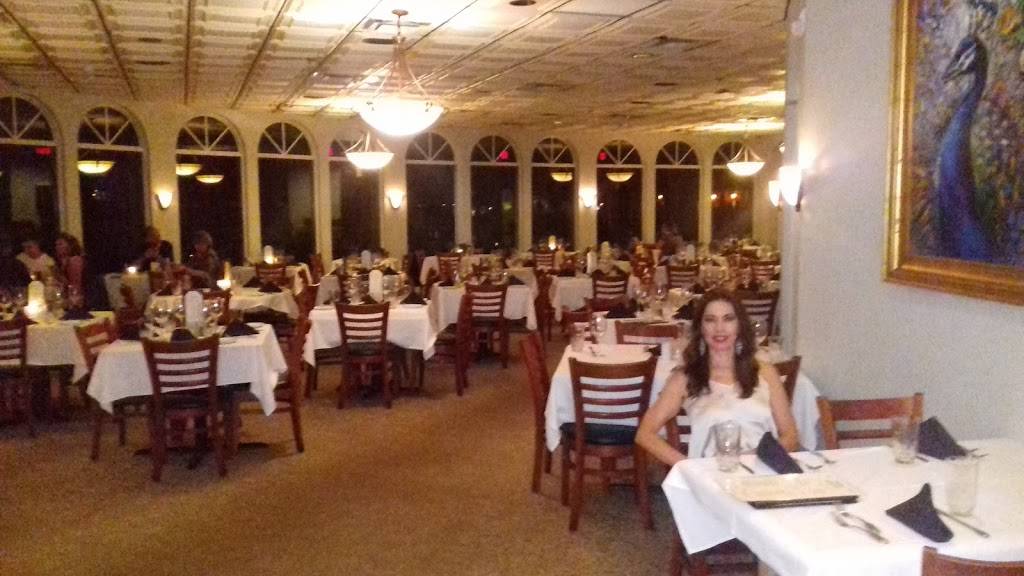 T-Michaels | restaurant | 4050 Gulf Shore Blvd N, Naples, FL 34103, USA | 2392610622 OR +1 239-261-0622