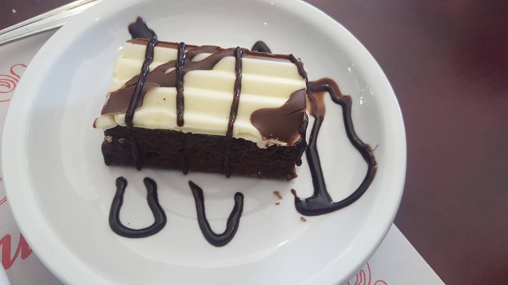 Trattoria Mario | restaurant | 5545 Chemin Upper Lachine, Montréal, QC H4A 2A5, Canada | 5144850235 OR +1 514-485-0235