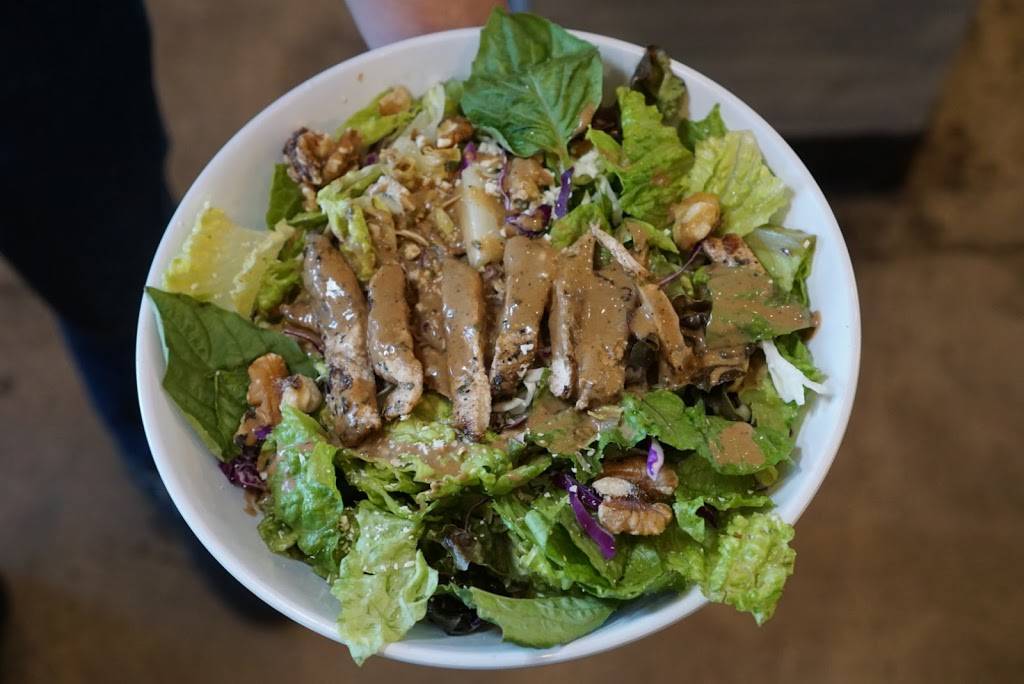 Trio Eats | restaurant | 1002 S Military St, Dearborn, MI 48124, USA | 3134662226 OR +1 313-466-2226