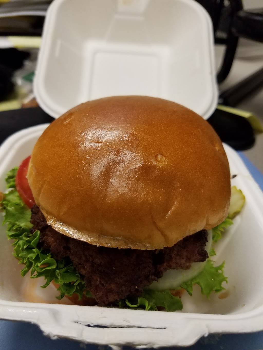 Epic Burger | restaurant | 517 S State St, Chicago, IL 60605, USA | 3129131373 OR +1 312-913-1373