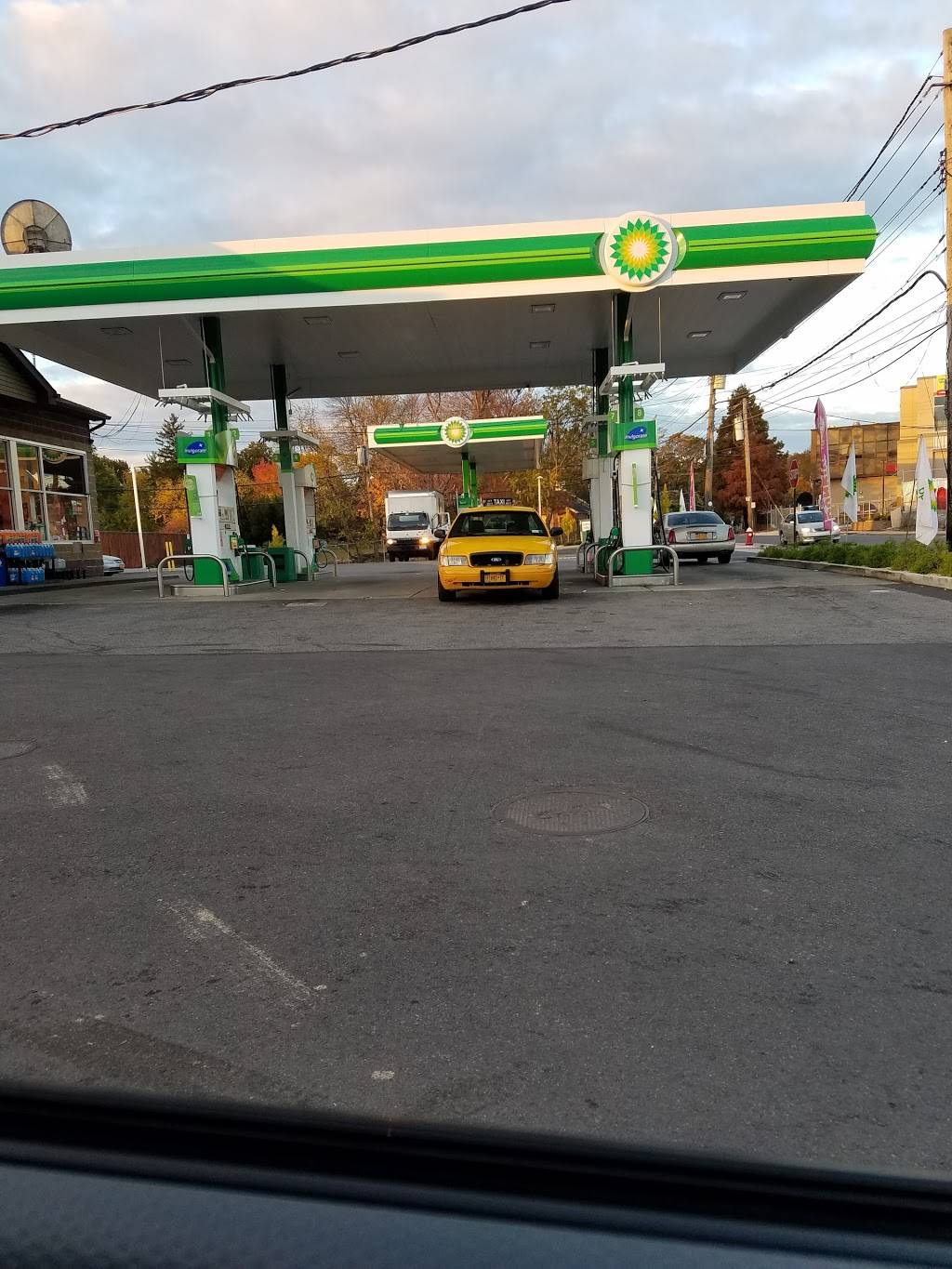 BP | restaurant | 767 S Columbus Ave, Mt Vernon, NY 10550, USA | 9146631693 OR +1 914-663-1693