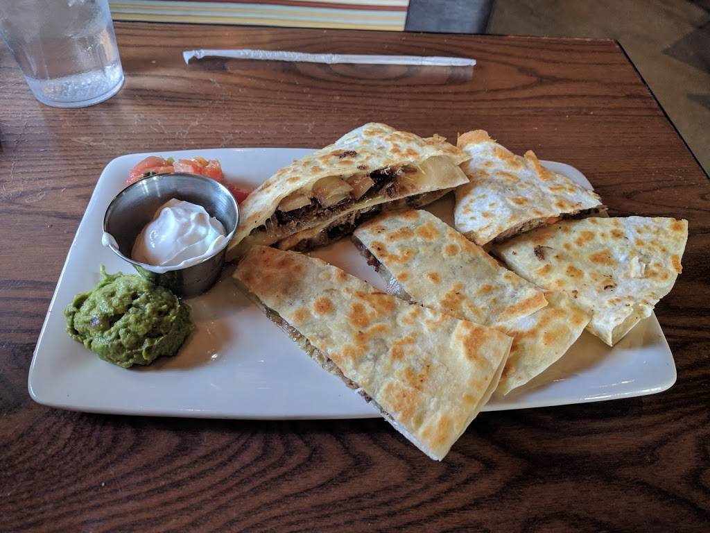 On The Border Mexican Grill & Cantina | meal takeaway | 45 Middle Ave, Holtsville, NY 11742, USA | 6313172657 OR +1 631-317-2657