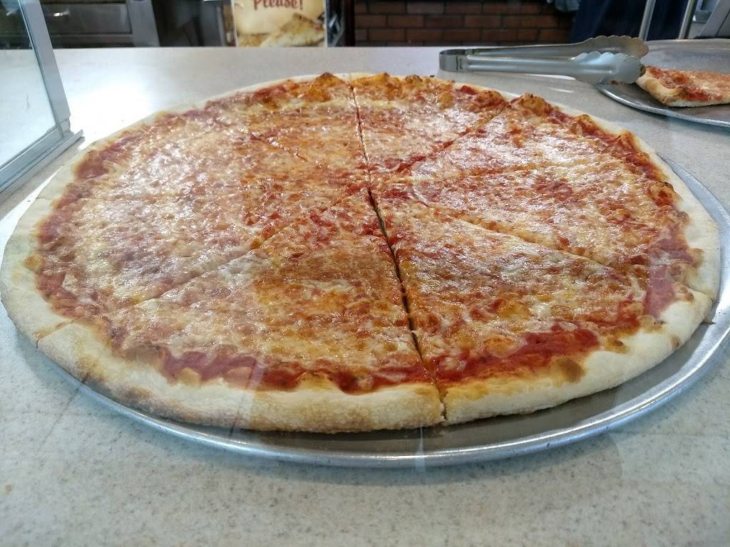 Woodmont Pizza | restaurant | 565 New Haven Ave, Milford, CT 06460, USA | 2038829800 OR +1 203-882-9800