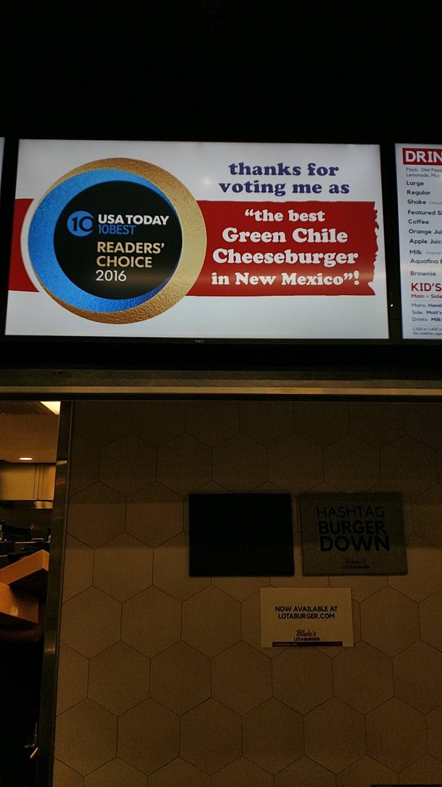 Blakes Lotaburger | restaurant | 2810 E Speedway Blvd, Tucson, AZ 85716, USA | 5203253626 OR +1 520-325-3626