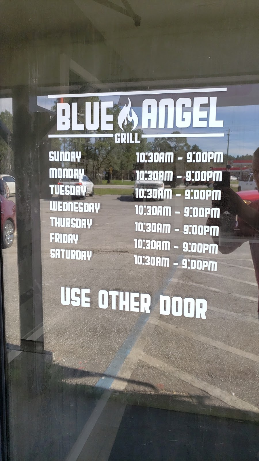 Blue Angel Grill | restaurant | 1350 S Blue Angel Pkwy Suite A, Pensacola, FL 32506, USA | 8504662382 OR +1 850-466-2382