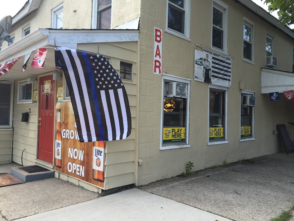 Tap And Growler Bar & Grill | restaurant | 363 Main St, Sayreville, NJ 08872, USA | 7322537226 OR +1 732-253-7226