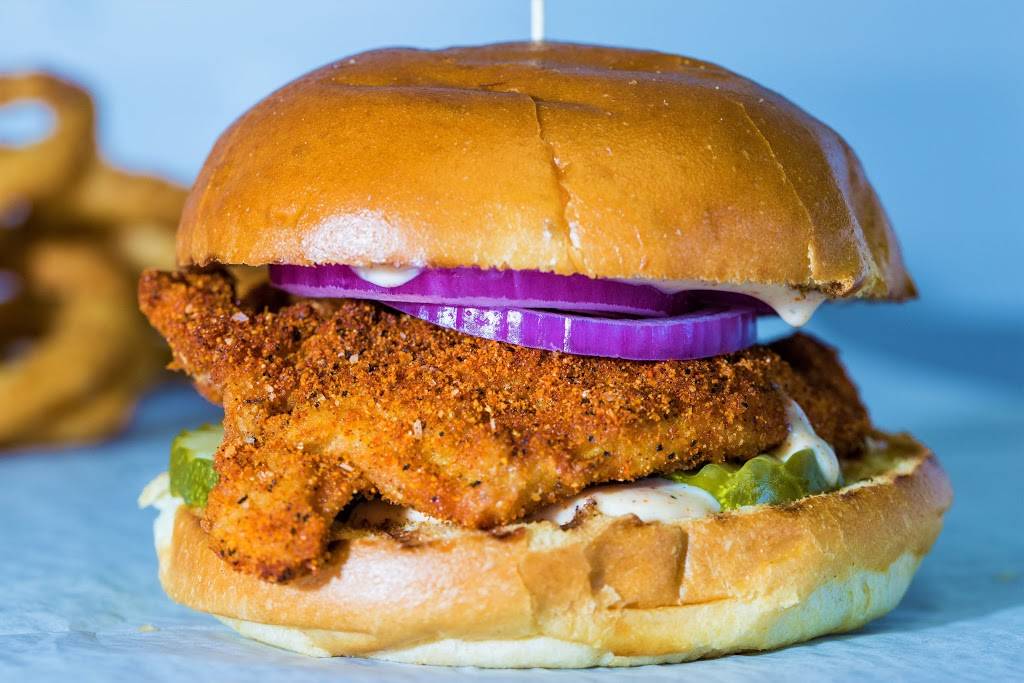 Wing It On! | meal takeaway | 4514 Main St, Bridgeport, CT 06606, USA | 2033714567 OR +1 203-371-4567