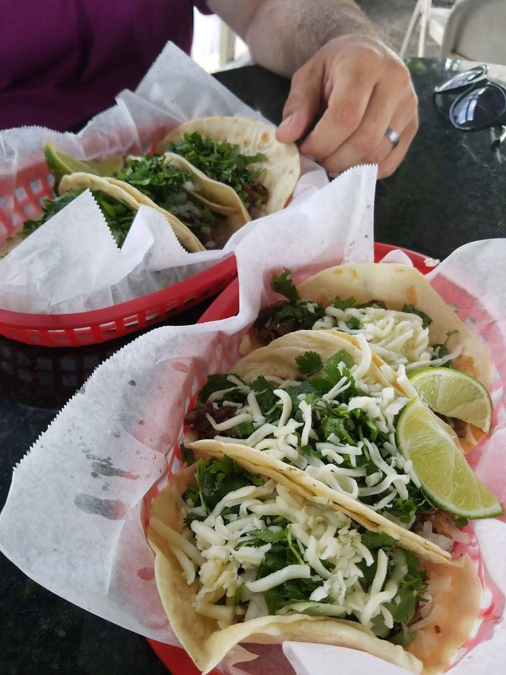 Taqueria Mi Esperanza | restaurant | 820 W Main St, La Porte, TX 77571, USA | 7139724290 OR +1 713-972-4290