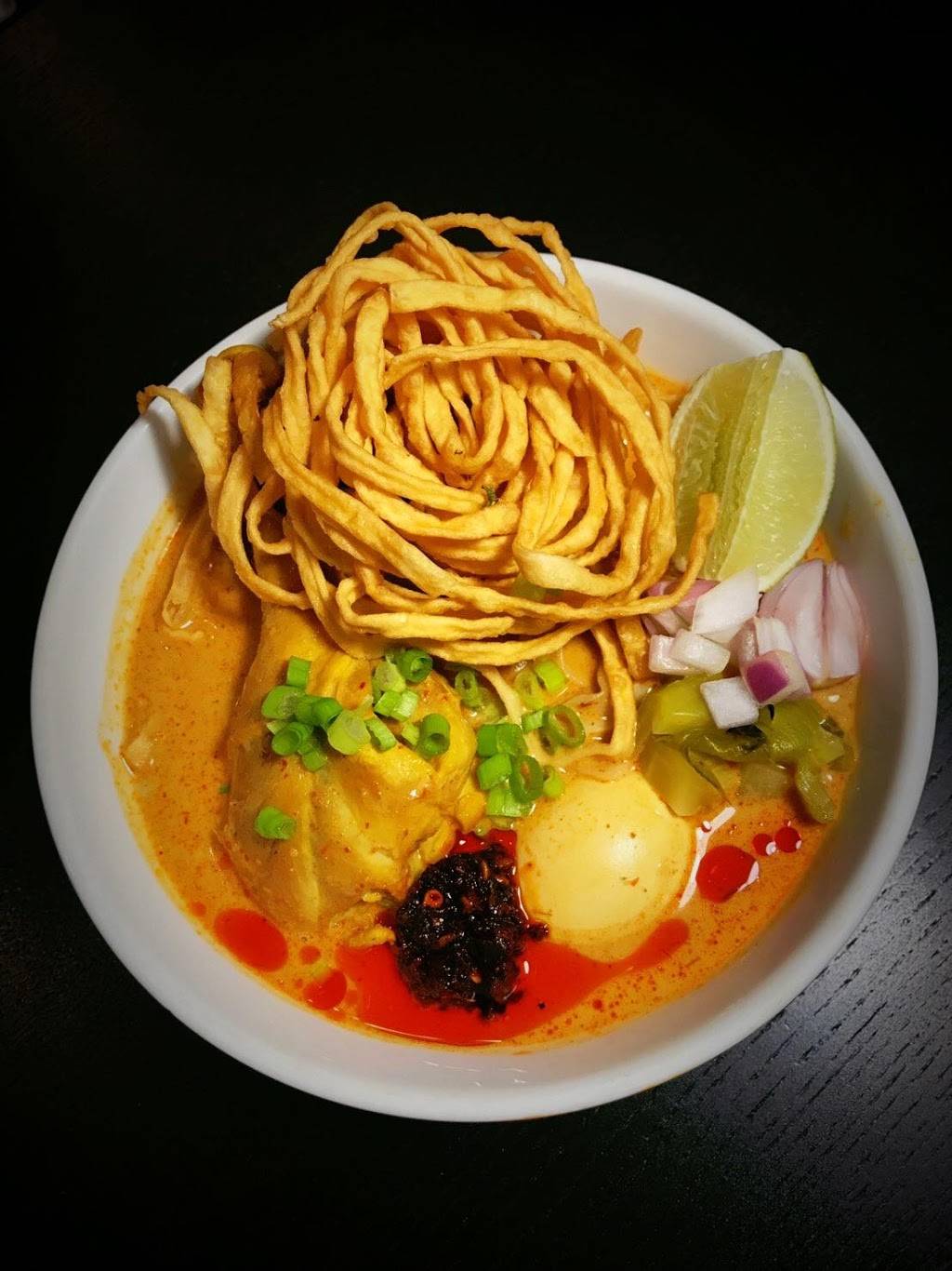 Chiang Mai Thai Kitchen | restaurant | 12510 Burbank Blvd, Valley Village, CA 91607, USA | 8184529891 OR +1 818-452-9891