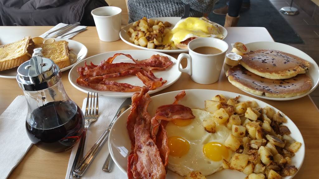 Sunset Grill | restaurant | 2969 Bovaird Dr E #3, Brampton, ON L6S 0C6, Canada | 9054583447 OR +1 905-458-3447