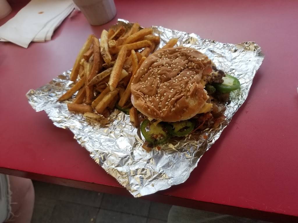 Five Guys | meal takeaway | 1600 Miller Trunk Hwy, Duluth, MN 55811, USA | 2187299860 OR +1 218-729-9860