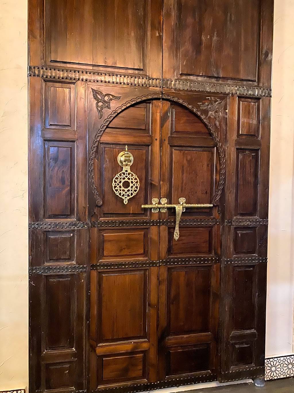 Sultans Palace | restaurant | 8125 W Sahara Ave #300, Las Vegas, NV 89117, USA | 9788357919 OR +1 978-835-7919