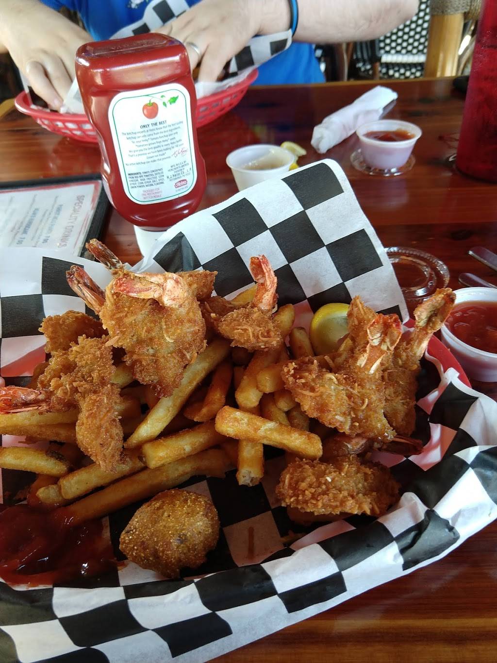 Noahs Ark Bar & Grill | restaurant | 4438 Boulevard St, Bacliff, TX 77518, USA | 2813392895 OR +1 281-339-2895