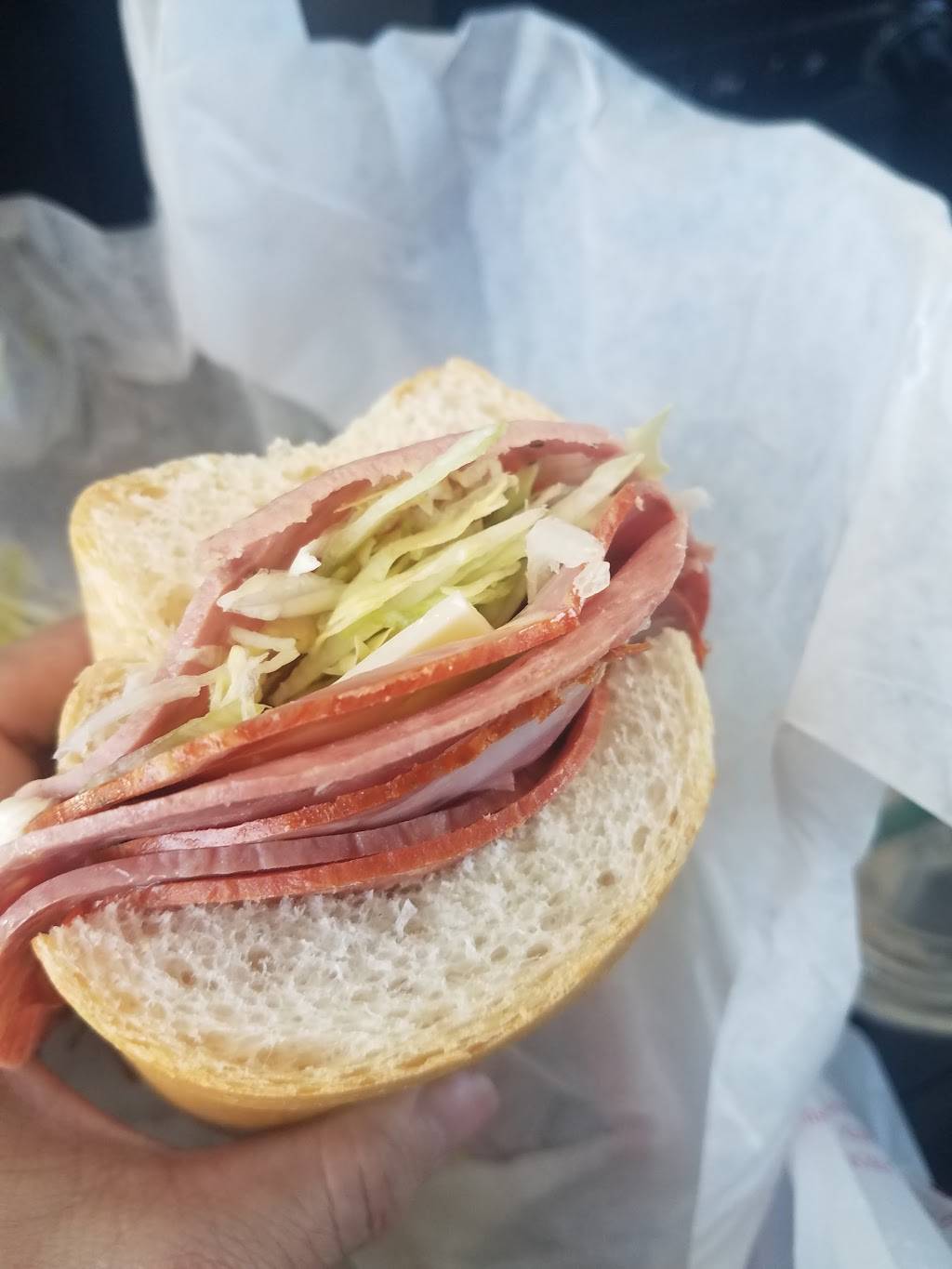 DElias Grinders Orangecrest | restaurant | 19009 Van Buren Boulevard, Riverside, CA 92508, USA | 9517803354 OR +1 951-780-3354