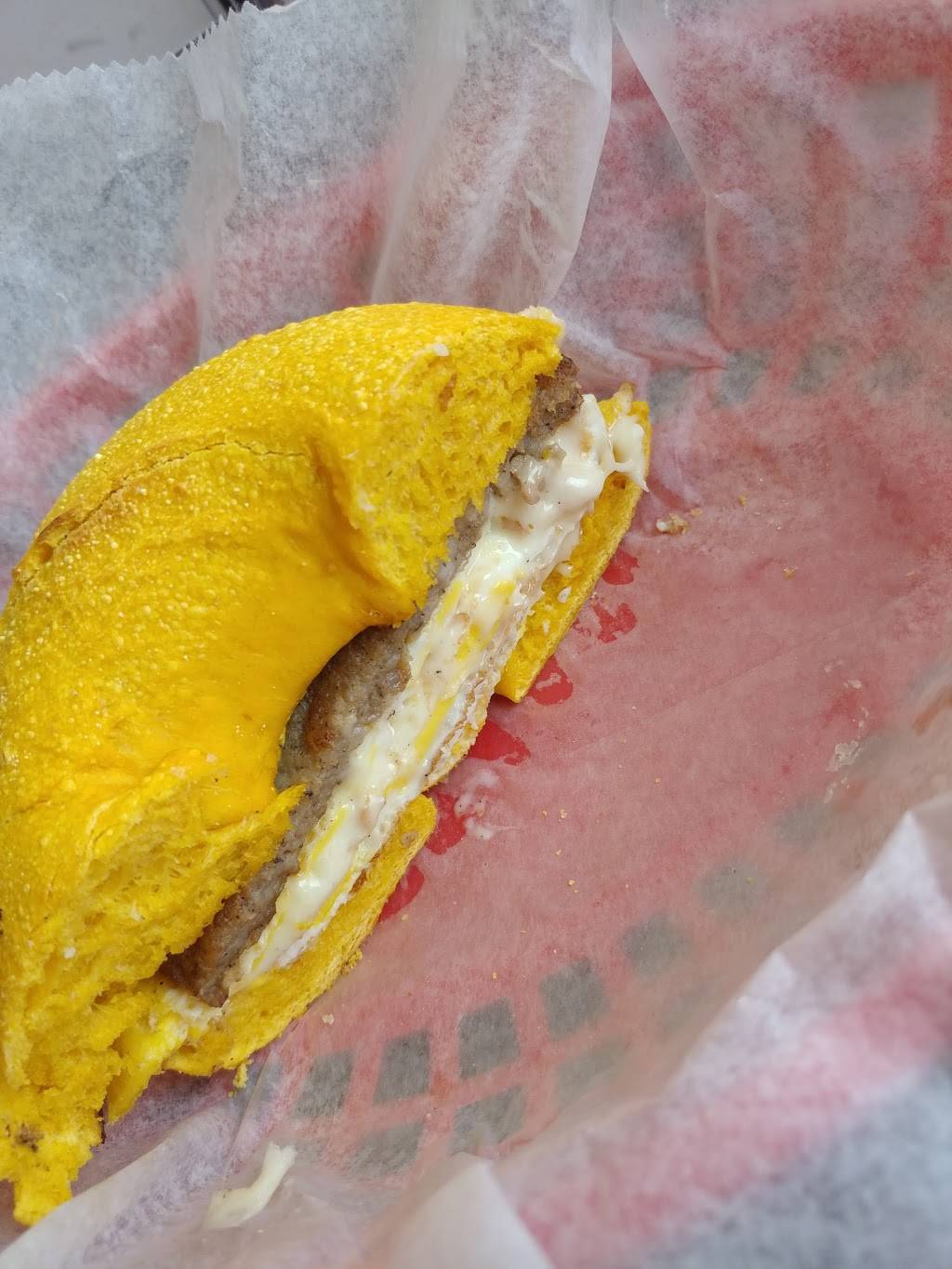 The Bagel and Bread House | bakery | 403 Norristown Rd, Horsham, PA 19044, USA | 2156723410 OR +1 215-672-3410