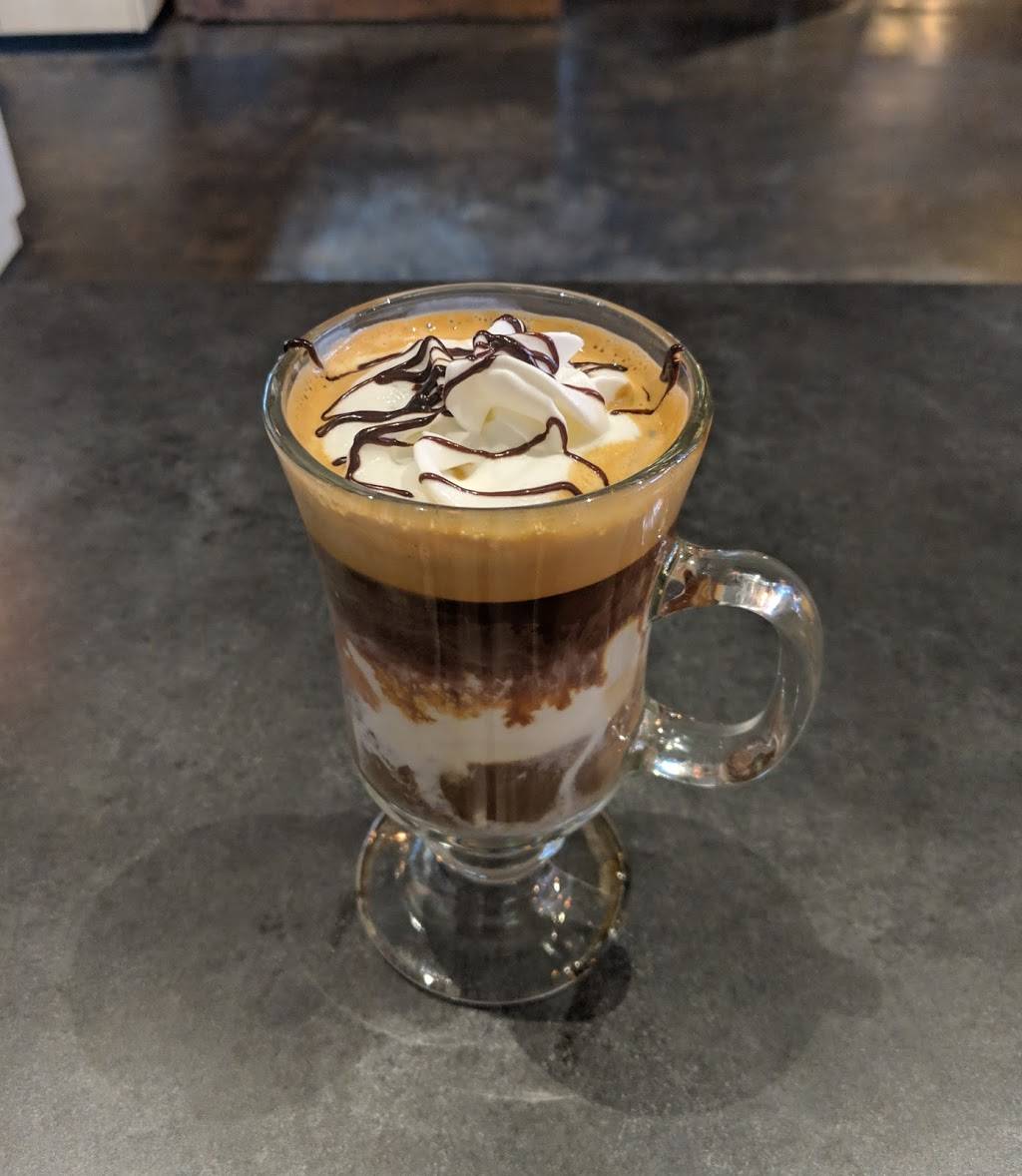 2nd & Main Coffeehouse & Pub | restaurant | 92 E Main St, Platteville, WI 53818, USA | 6083484303 OR +1 608-348-4303