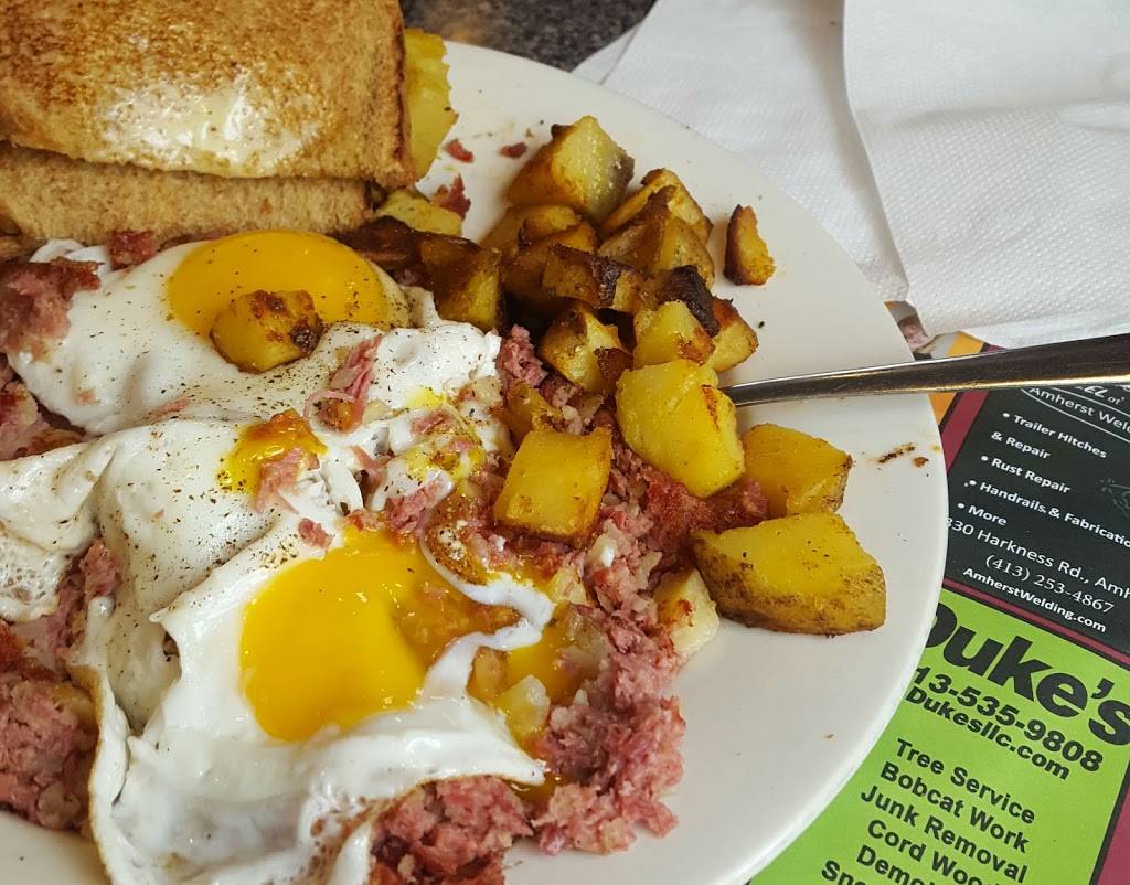 Stables Sandwich Shoppe | restaurant | 326 Russell St, Hadley, MA 01035, USA | 4135844700 OR +1 413-584-4700