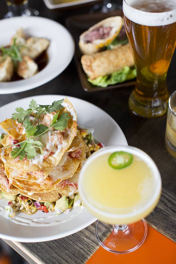 Not Your Average Joes | restaurant | 645 Massachusetts Ave, Arlington, MA 02476, USA | 7816431666 OR +1 781-643-1666