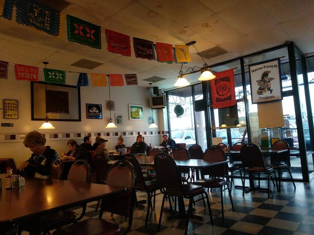 La Fondita | restaurant | 285 E Ash Ave, Decatur, IL 62526, USA | 2178721452 OR +1 217-872-1452