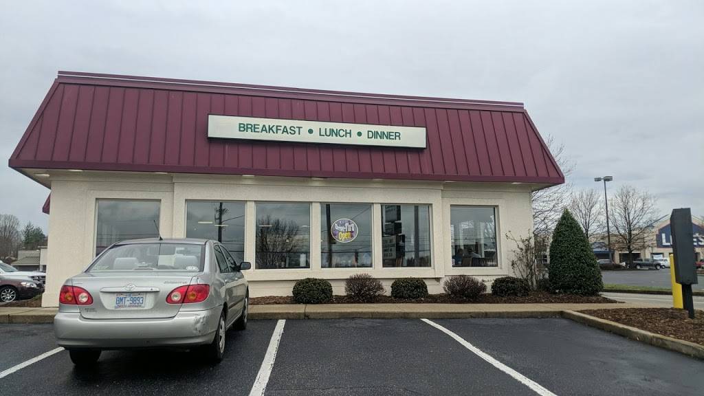 Butchs BBQ & Breakfast | restaurant | 1234 Burkemont Ave, Morganton, NC 28655, USA | 8284325040 OR +1 828-432-5040