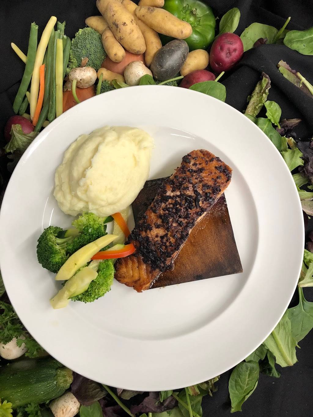 Merrills on the Waterfront | restaurant | 36 Homers Wharf, New Bedford, MA 02740, USA | 5089977010 OR +1 508-997-7010