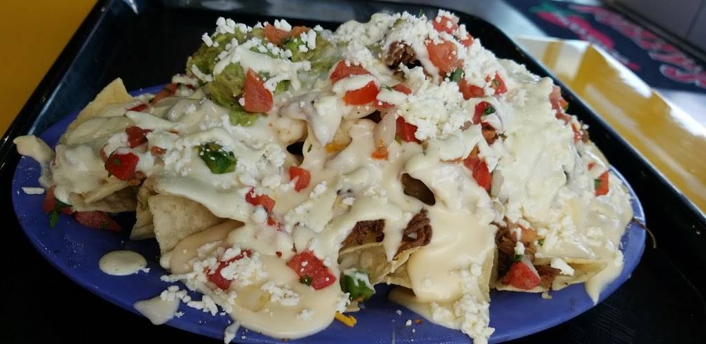 Fuzzys Taco Shop | restaurant | 8804 TX-146 #100, Baytown, TX 77523, USA | 2819180956 OR +1 281-918-0956