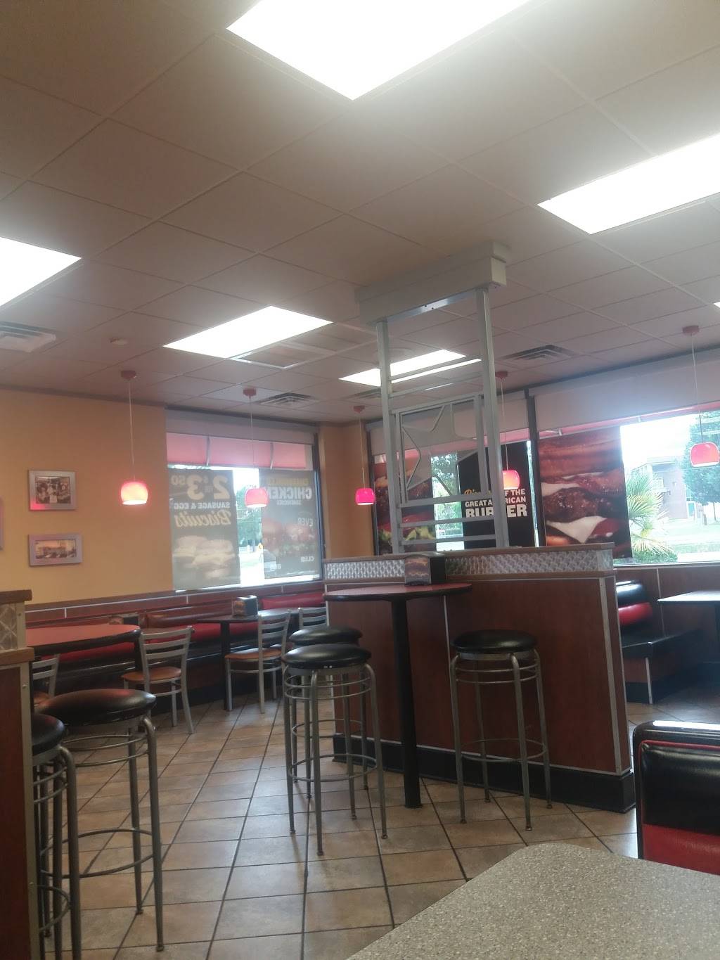 Hardees | restaurant | 120 Veterans Rd, Columbia, SC 29209, USA | 8037767281 OR +1 803-776-7281
