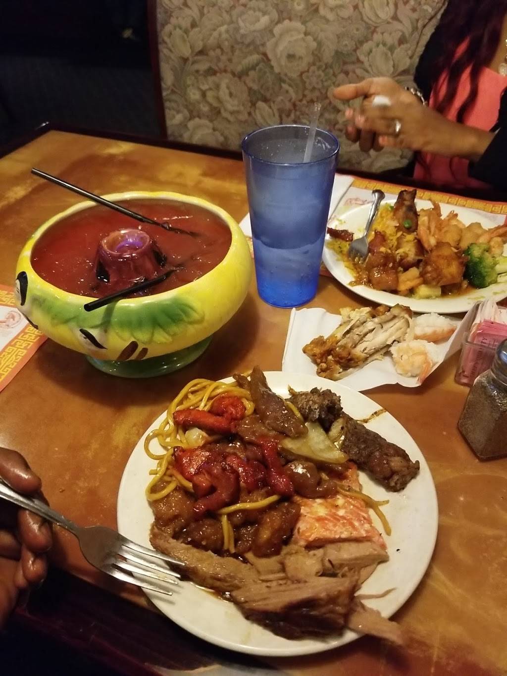 Royal Buffet and Grill | restaurant | 943 Wolcott St, Waterbury, CT 06705, USA | 2037535888 OR +1 203-753-5888