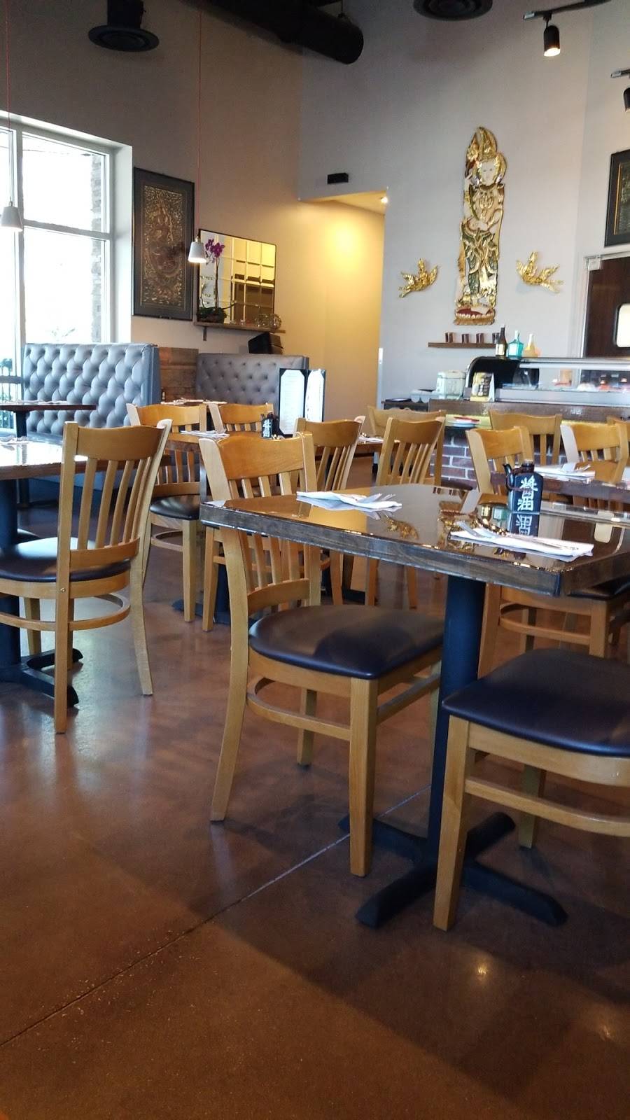 Siam Thai & Sushi | restaurant | 5460 E Bay Dr suite 100, Clearwater, FL 33764, USA | 7272210808 OR +1 727-221-0808