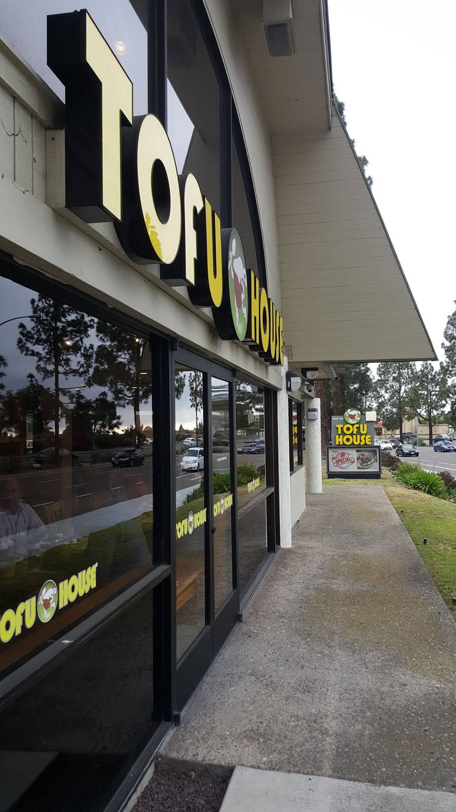 Tofu House | restaurant | 9089 Mira Mesa Blvd, San Diego, CA 92126, USA | 8588605296 OR +1 858-860-5296