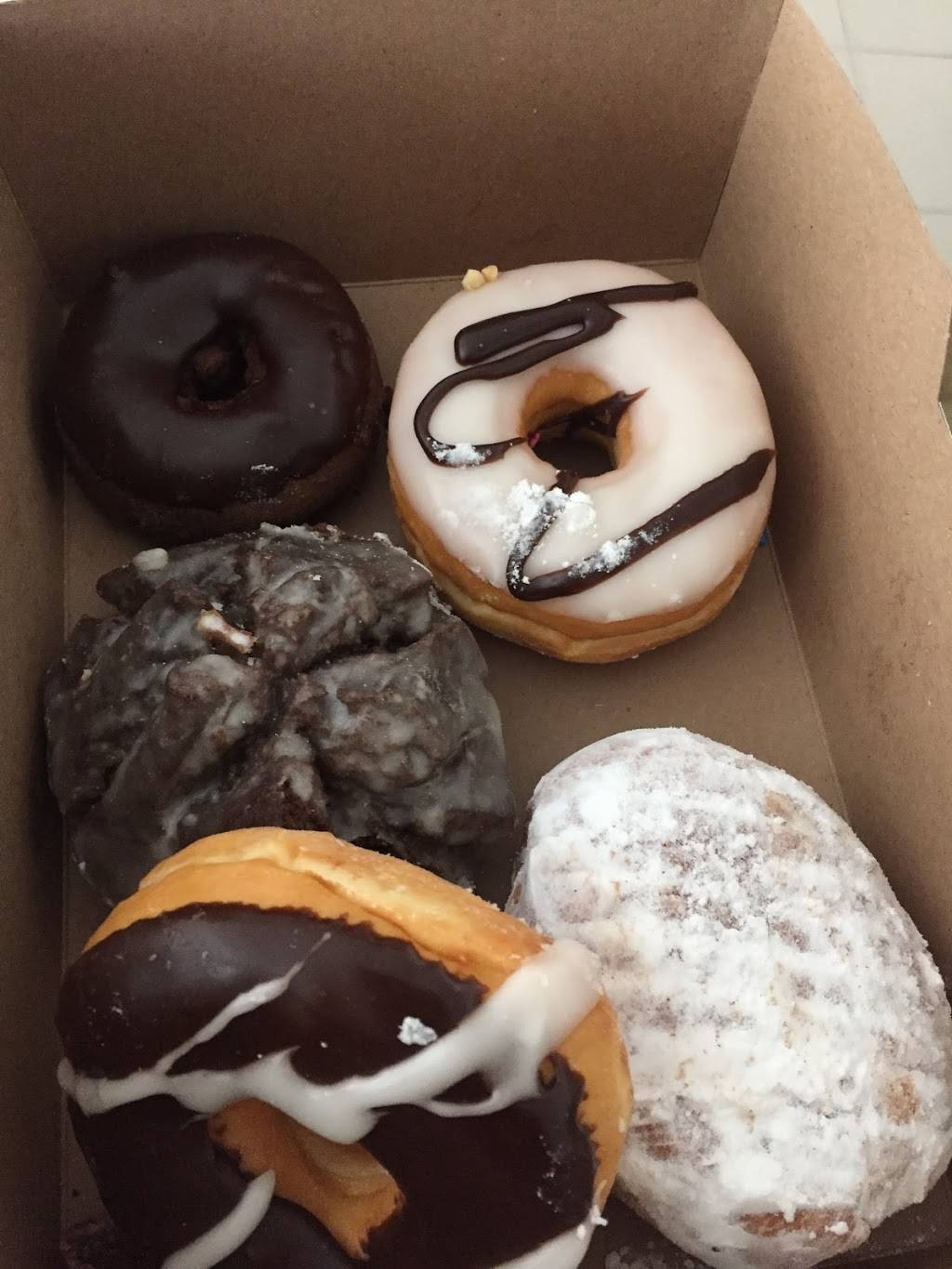 Western Kitchen | restaurant | 290 The West Mall, Etobicoke, ON M9C 1C6, Canada | 6475693178 OR +1 647-569-3178