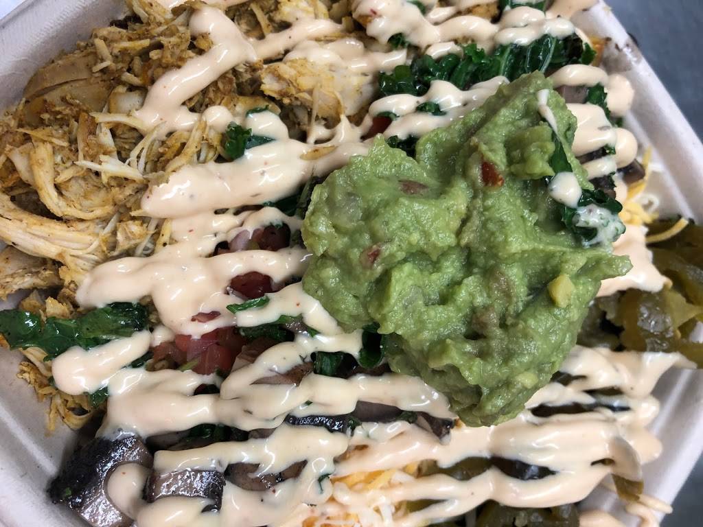 Dillys Taqueria | restaurant | 12 Circuit Ave, Oak Bluffs, MA 02557, USA | 5086879171 OR +1 508-687-9171