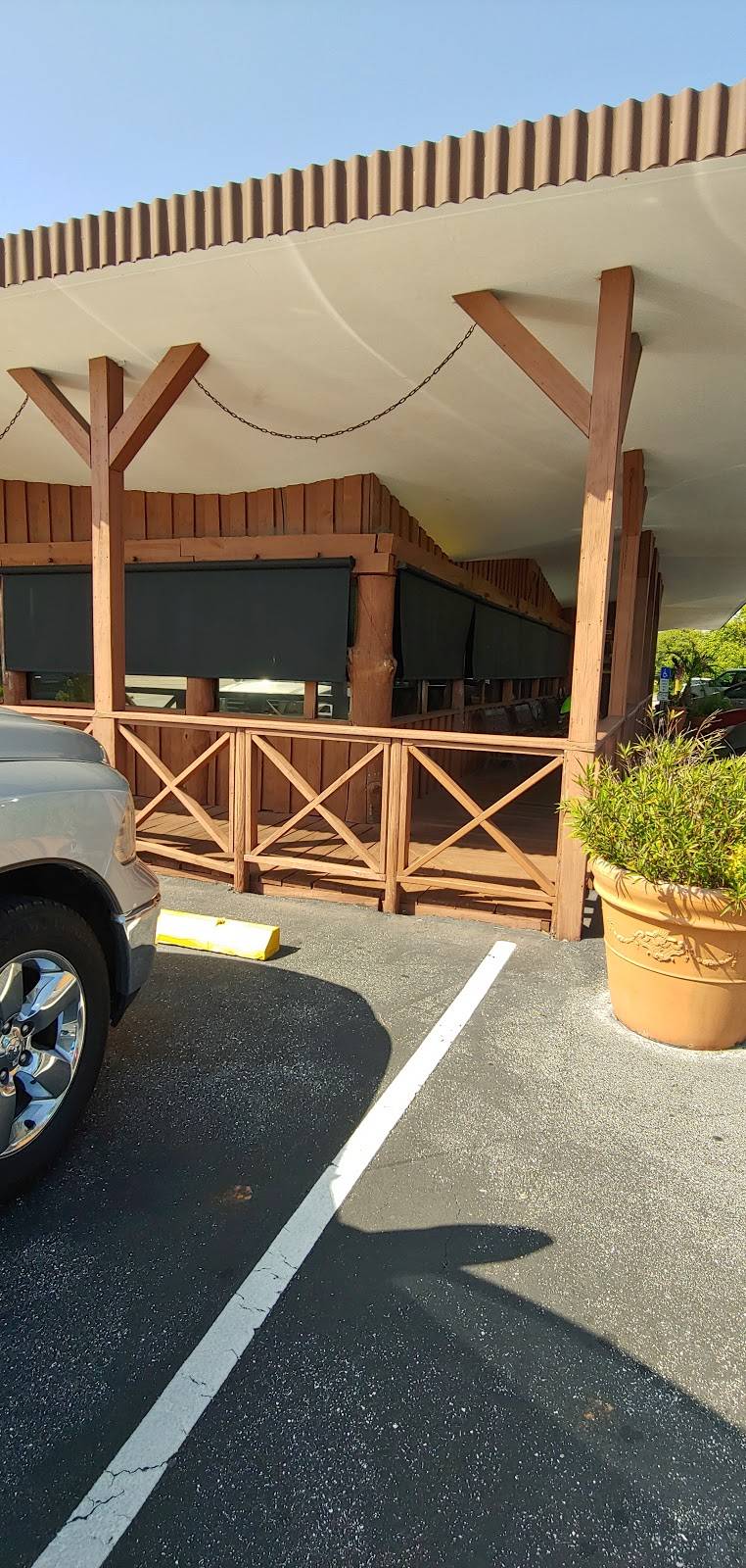 Gold Rush BBQ | restaurant | 661 S Tamiami Trail, Venice, FL 34285, USA | 9414833137 OR +1 941-483-3137