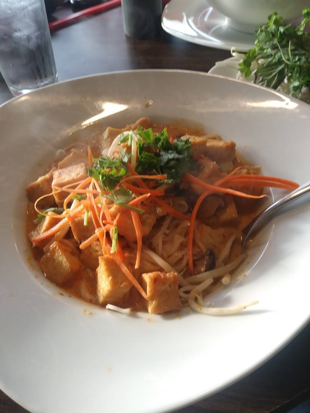 Sandra Rice & Noodle | restaurant | 10625 Pendleton Pike, Indianapolis, IN 46236, USA | 3178238323 OR +1 317-823-8323