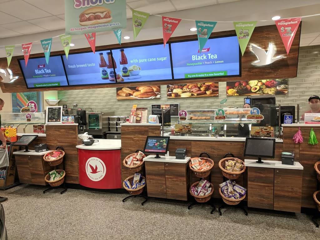 Wawa | cafe | 215 W Lancaster Ave, Wayne, PA 19087, USA | 6106887313 OR +1 610-688-7313