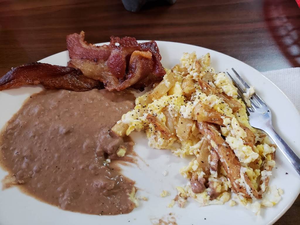 La Estacion Restaurant | restaurant | 2428 Ball St, Galveston, TX 77550, USA | 4097624262 OR +1 409-762-4262