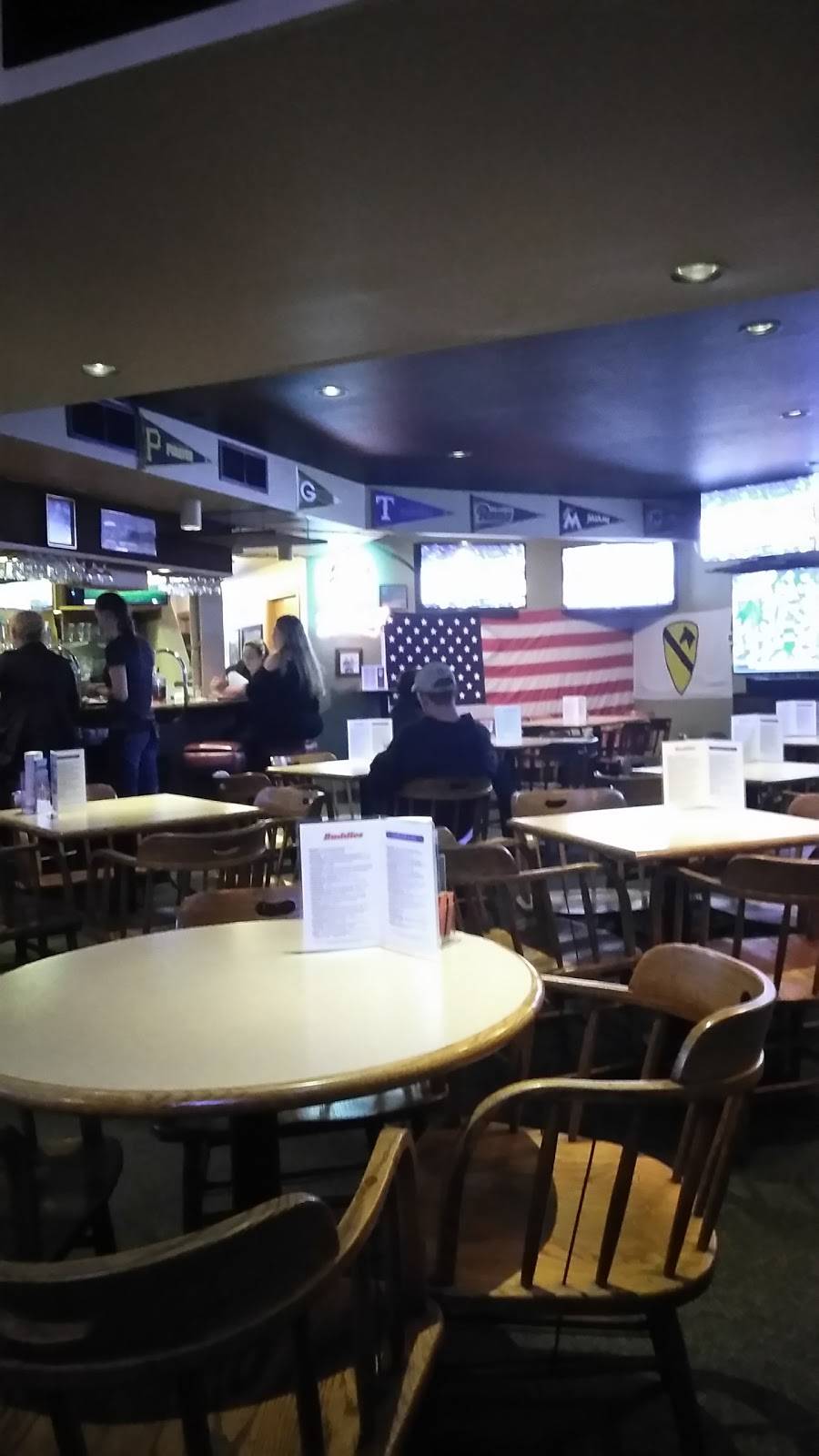 Buddies Sports Bar & Grill | restaurant | 18520 SW Farmington Rd, Aloha, OR 97007, USA | 5036425151 OR +1 503-642-5151