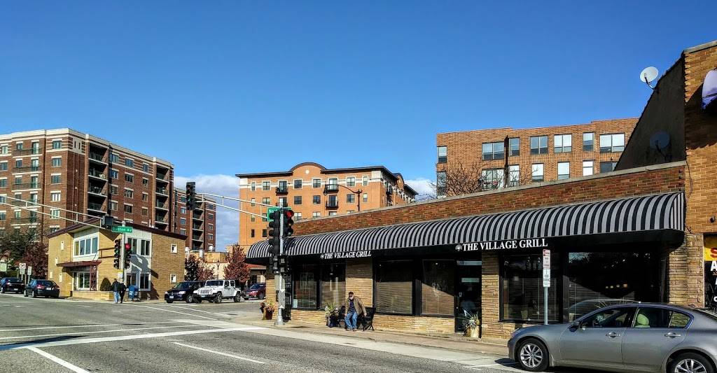 Village Grill of Arlington | restaurant | 4 E Northwest Hwy, Arlington Heights, IL 60004, USA | 8475779292 OR +1 847-577-9292