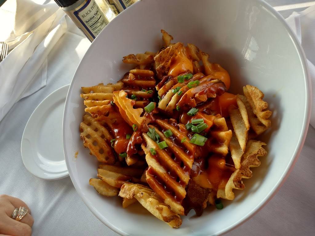 The Quarry Grill at Bucks Run Golf Club | restaurant | 1559 S E Chippewa St, Mt Pleasant, MI 48858, USA | 9897799973 OR +1 989-779-9973